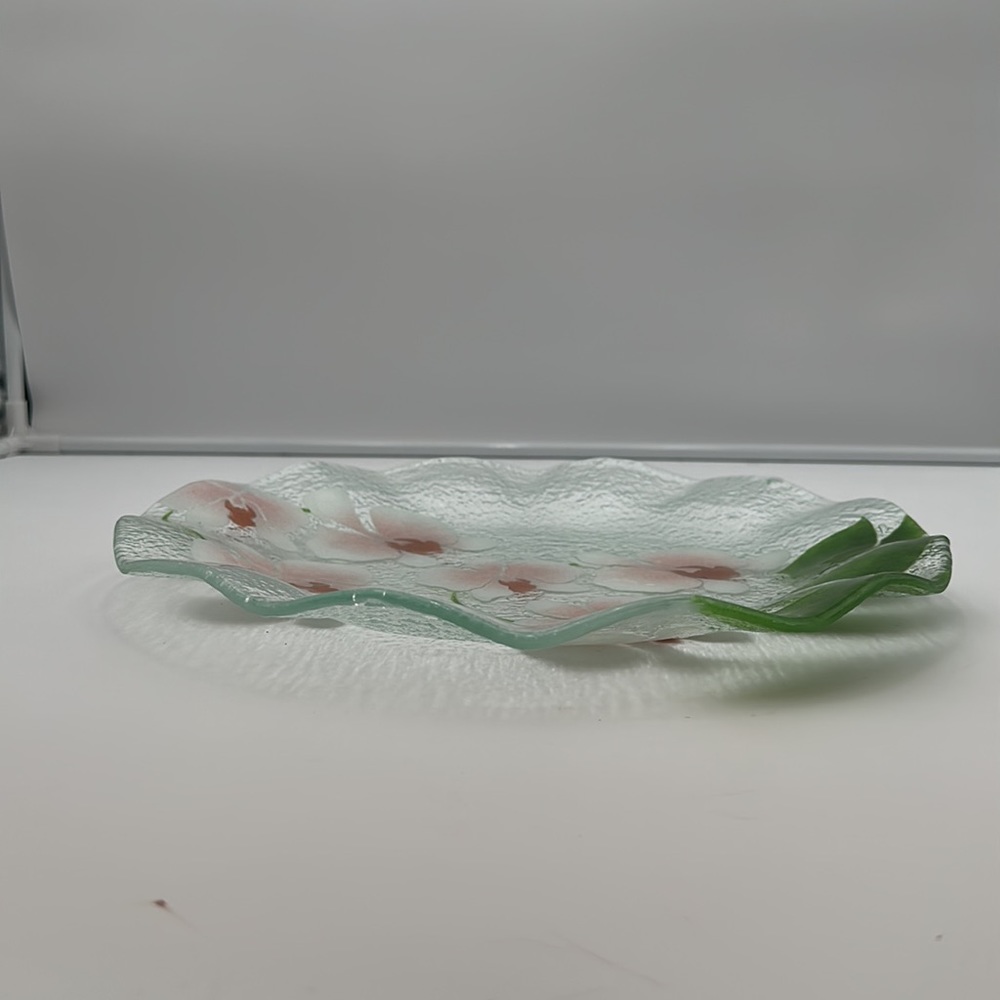 Fused Glass Scalloped Large Plate/Bowl Pink Pansies Green leaves - Picture 11 of 16